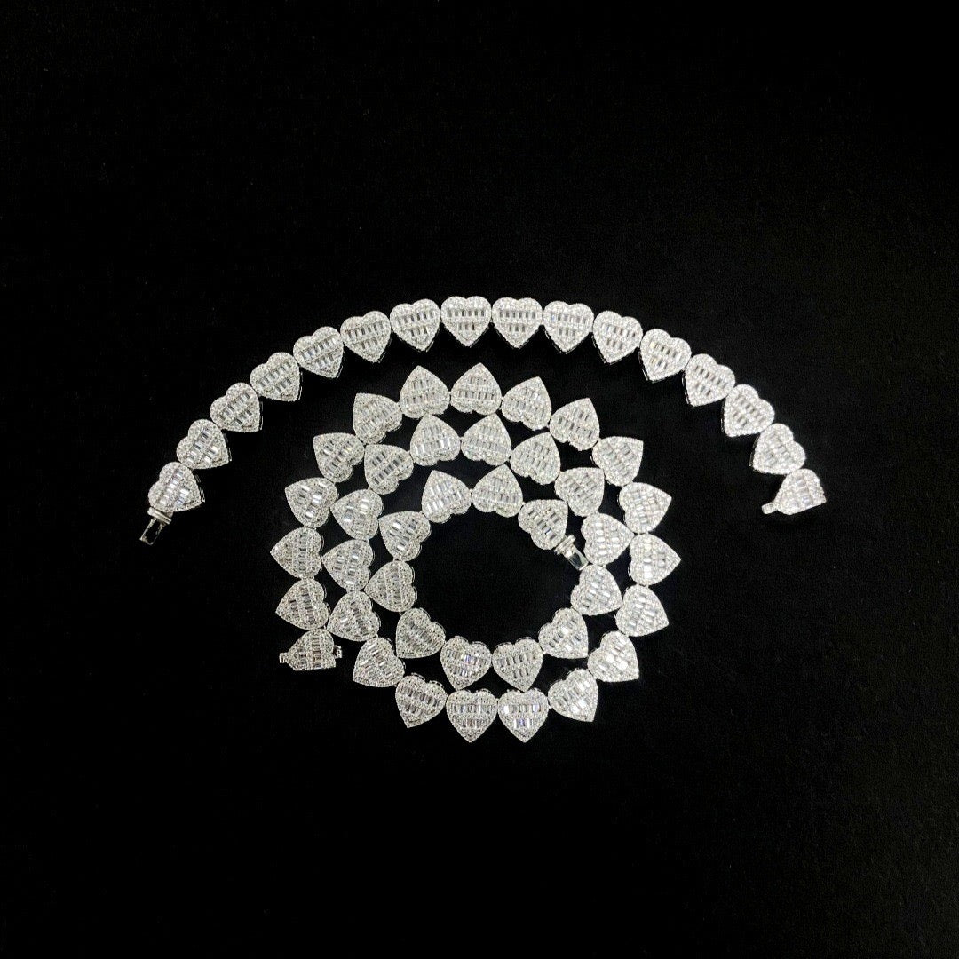 Queen Of Hearts Chain