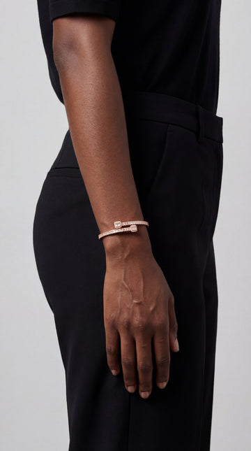 Vivid bangle bracelet